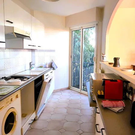 Orion Magnifique Vue Et Montagne Mandelieu