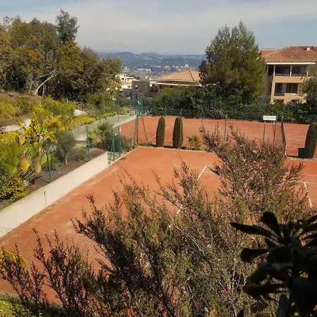 Orion Magnifique Vue Et Montagne Mandelieu